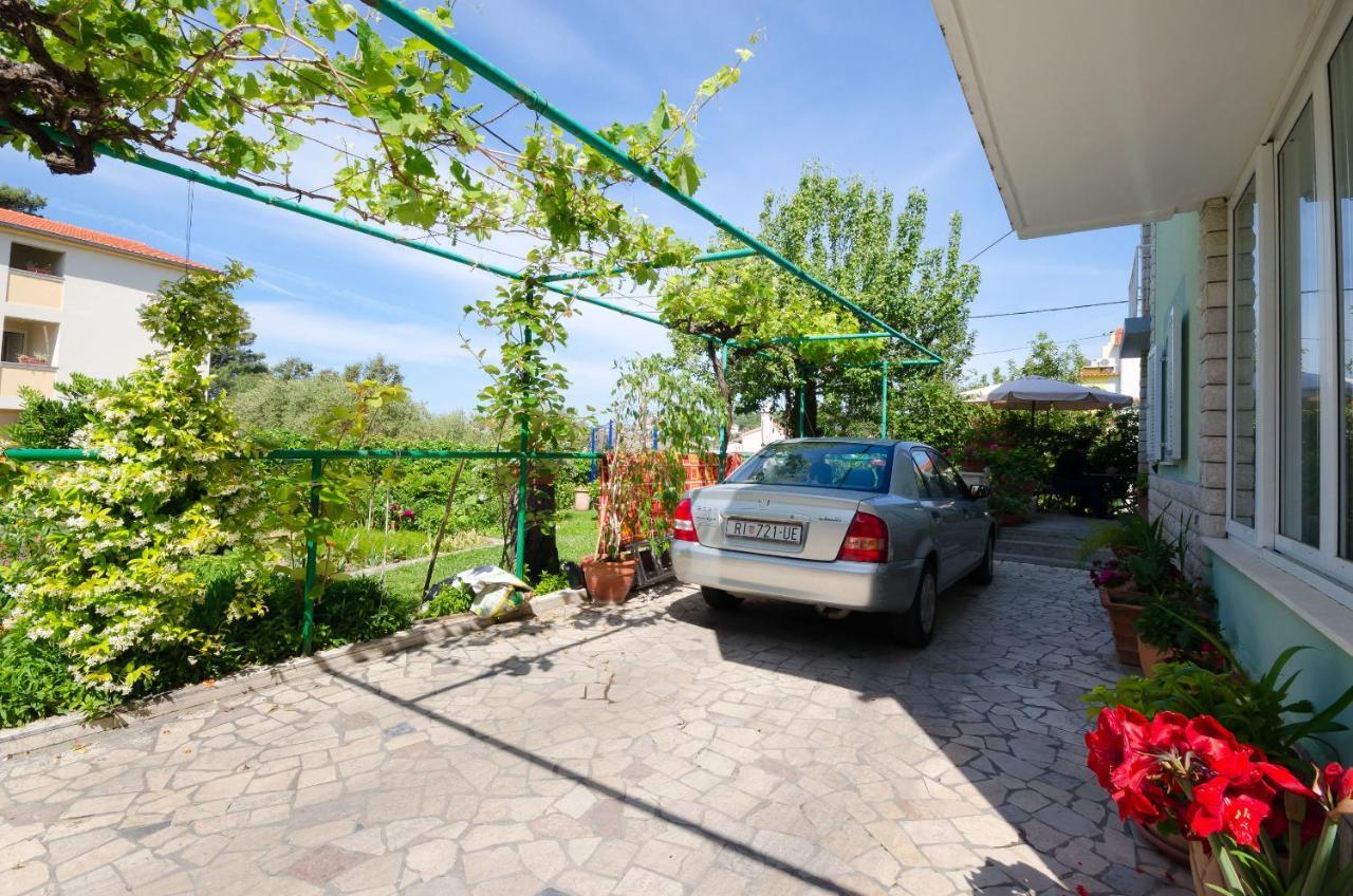 Apartments Ruzica Banjol Exterior foto